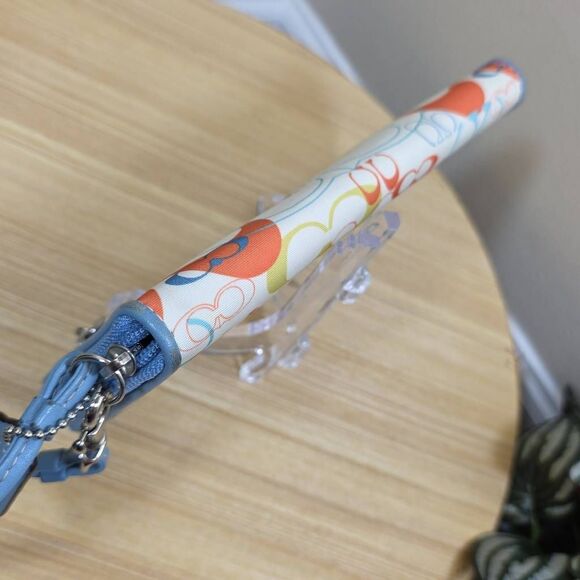 Coach Optic Butterfly Zip Around Wallet - Picture 12 of 16